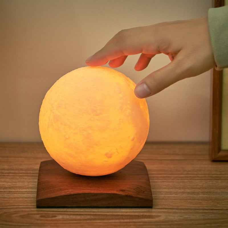 Gingko Design Smart LunaSpin Lamp