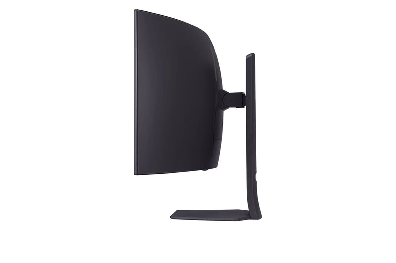 LG UltraGear™ 39GS95QE-B 39” 240Hz OLED 800R Curved Gaming Monitor