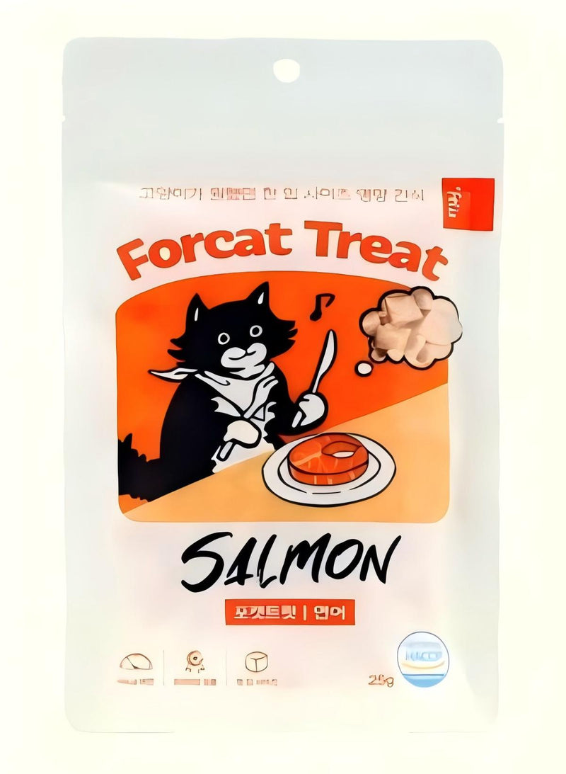 Dr Felis Forcat treat Salmon