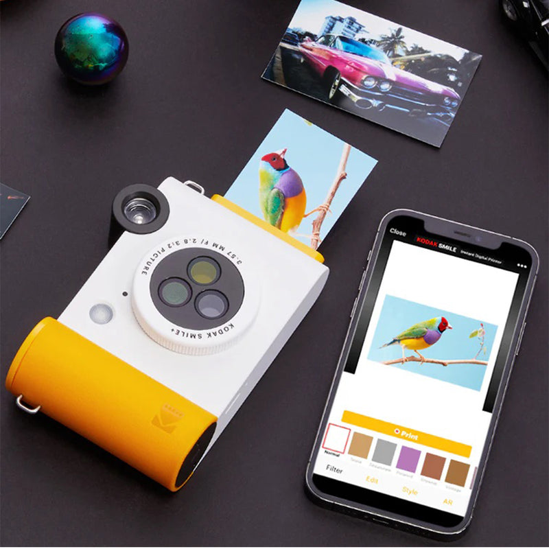 KODAK Smile+ Instant and photo printing Camera